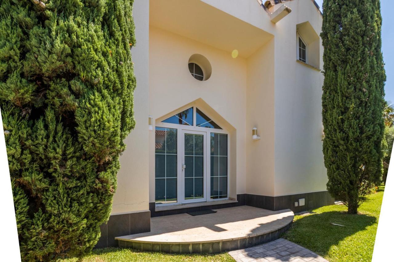 Villa Lujo Olivanova Golf Met ภายนอก รูปภาพ