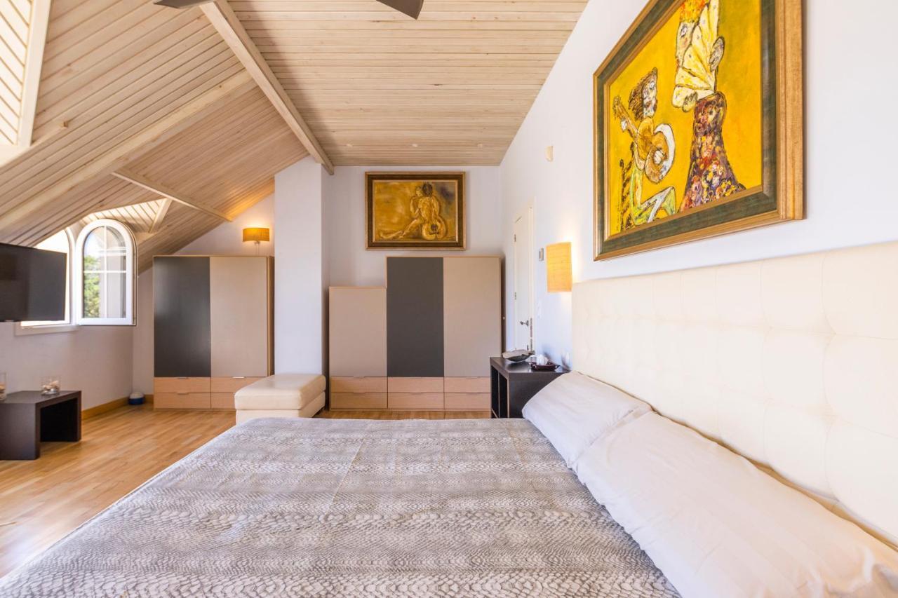 Villa Lujo Olivanova Golf Met ภายนอก รูปภาพ