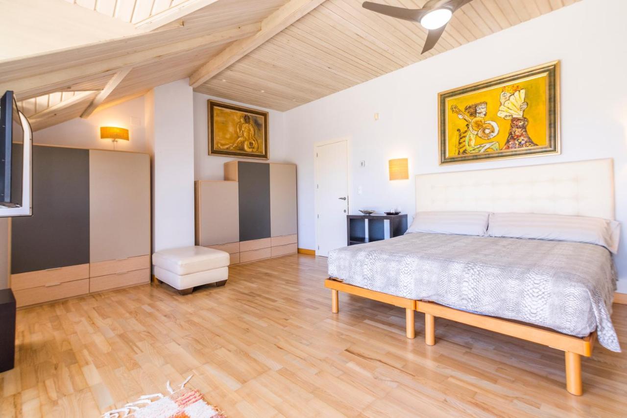 Villa Lujo Olivanova Golf Met ภายนอก รูปภาพ