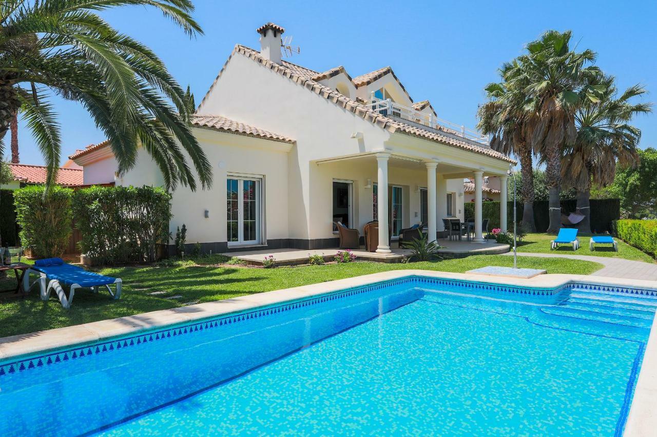 Villa Lujo Olivanova Golf Met ภายนอก รูปภาพ